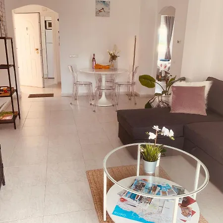 Apartment Beach Modern Luxe Apartment, Pool, Airco, Wifi, Denia